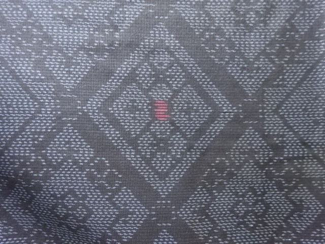 JAPANESE KIMONO / ANTIQUE KIMONO / SILK / DORO OSHIMA TSUMUGI / WOVEN GEOMETRIC